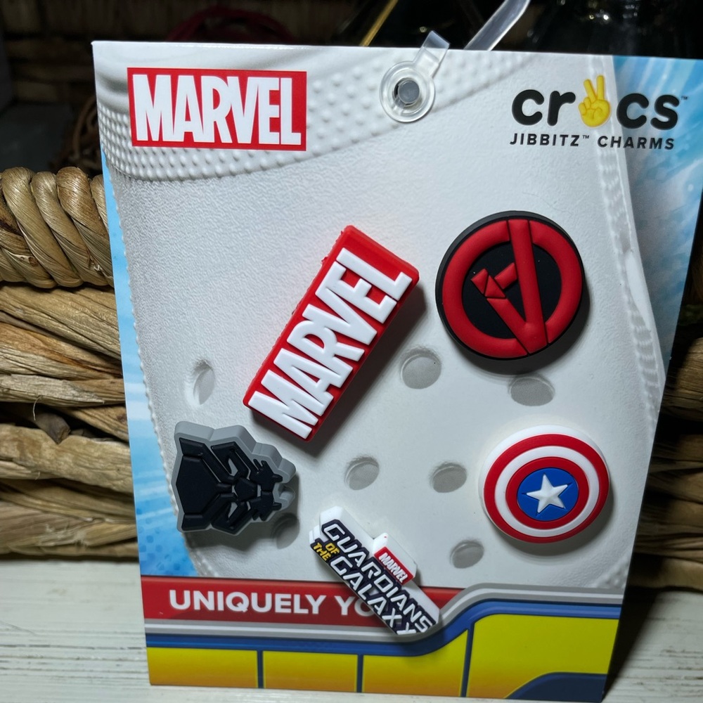 Crocs Jibbitz 5-Pack Disney
Shoe Charms| Jibbitz for
Crocs, Marvel
